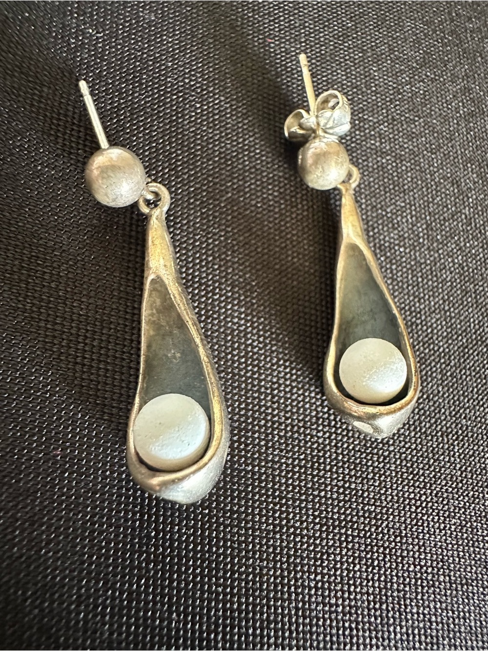 Vintage 925 stealing silver teardrop dangling with pearl pierced earrings